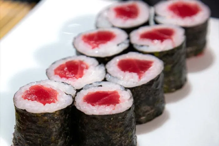 Tuna maki sushi rolls