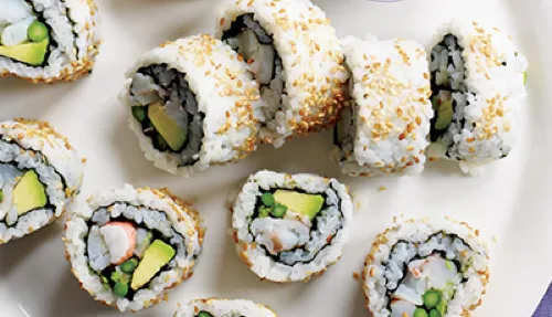 Avocado and cucumber sushi rolls